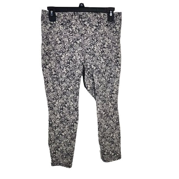 Athleta Women Legging Medium Salutation Stash Pocket ll Textured 7/8 Tight Black - Picture 1 of 11